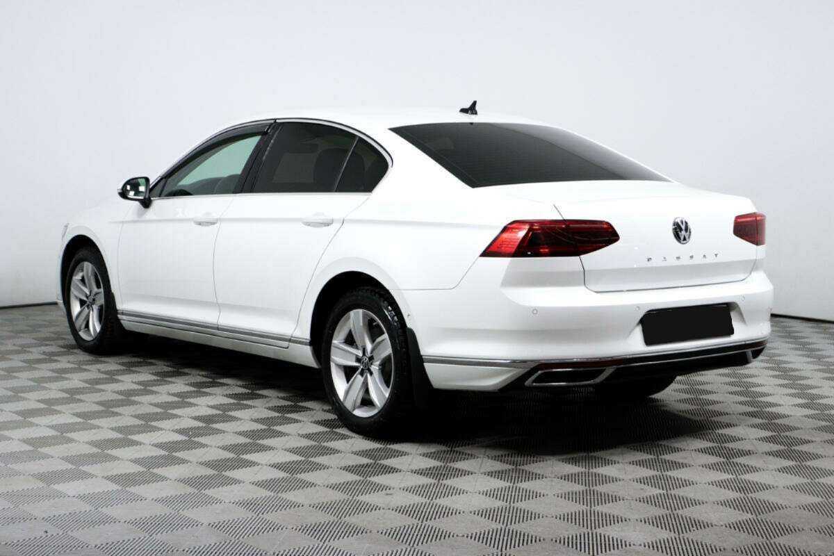 Volkswagen Passat б/у, 2020, Роботизированная. Фото: #6