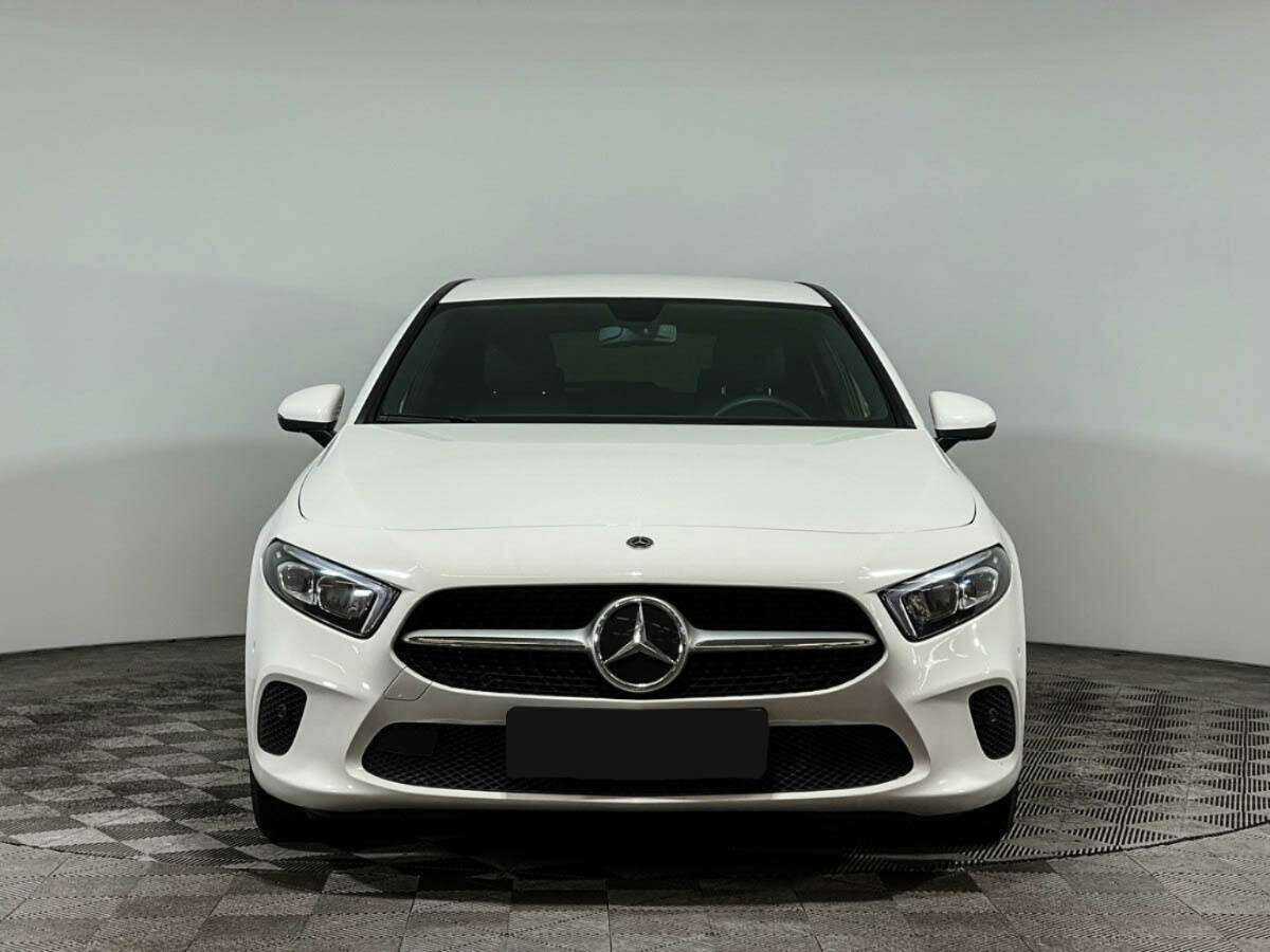 Mercedes-Benz A-Класс б/у, 2018, Роботизированная. Фото: #1