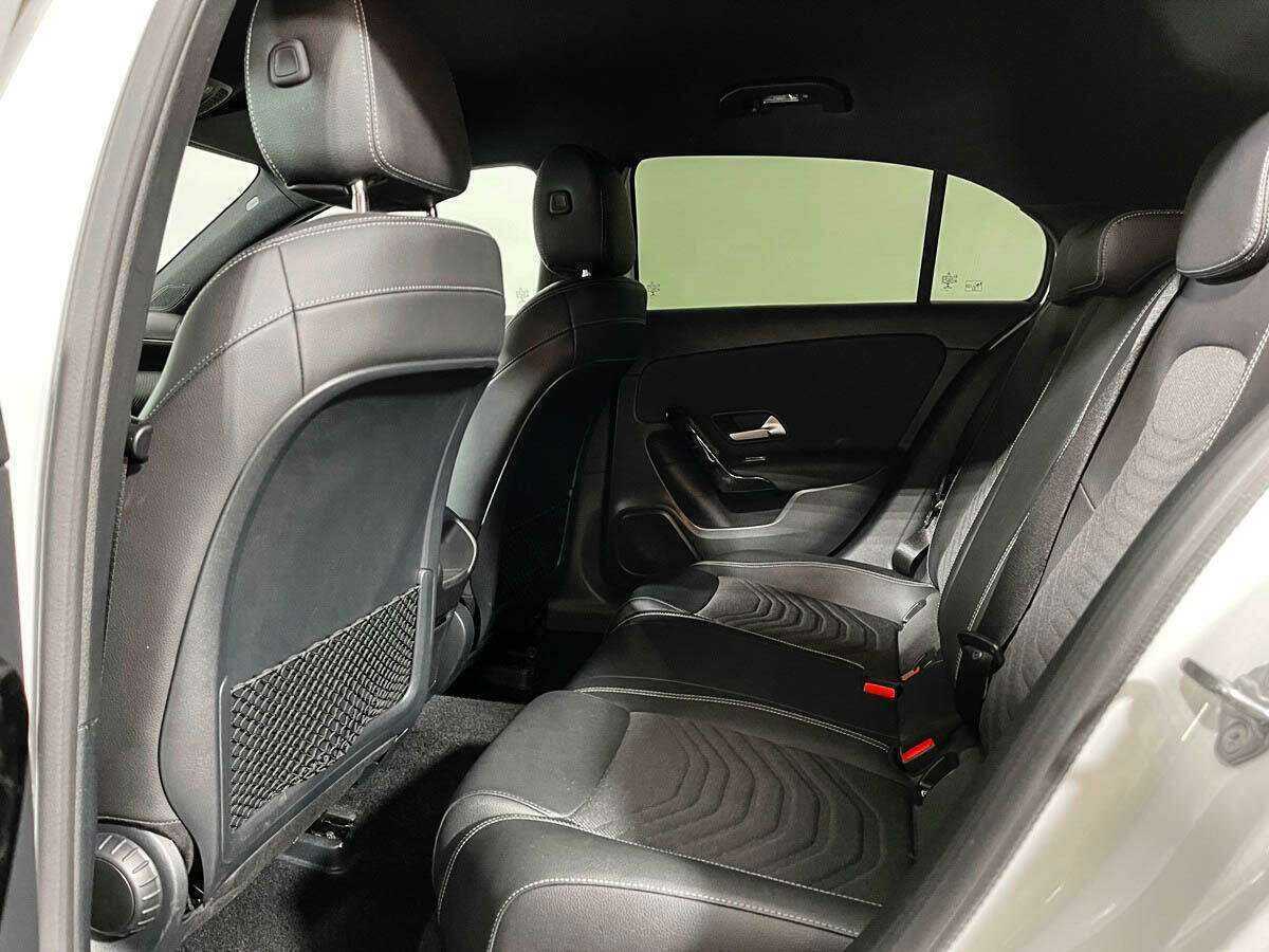 Mercedes-Benz A-Класс б/у, 2018, Роботизированная. Фото: #9