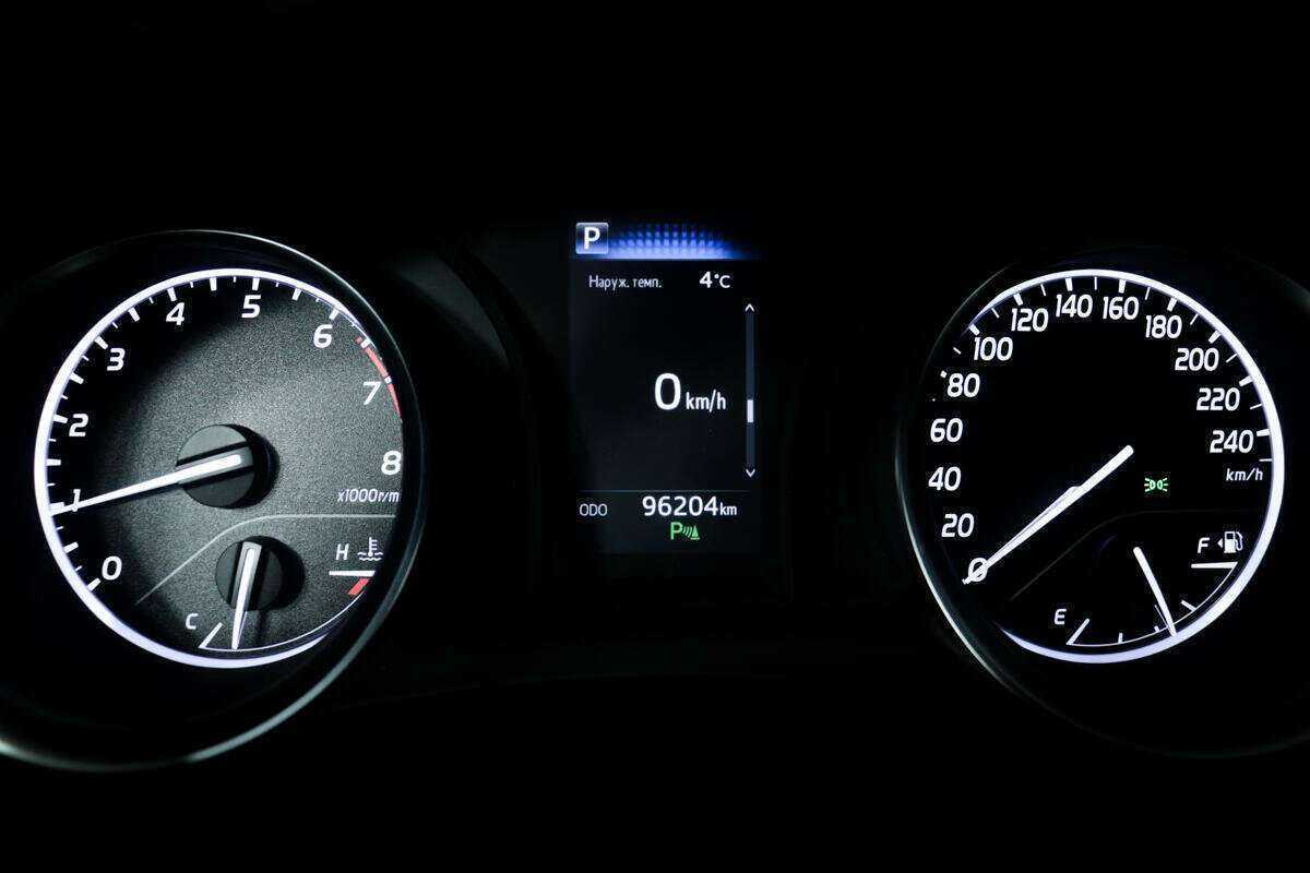 Toyota Camry б/у, 2019, Автоматическая. Фото: #9