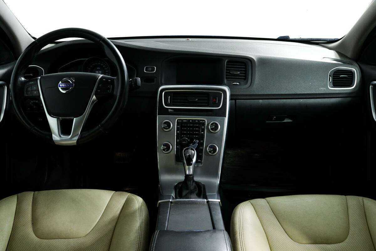 Вольво С60 б/у, 2017, Автоматическая. Фото: #10