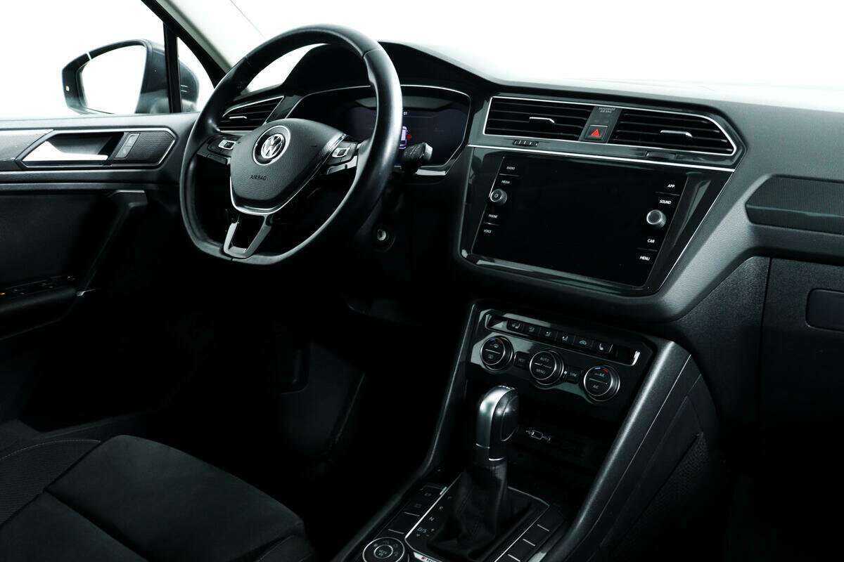 Volkswagen Tiguan б/у, 2018, Роботизированная. Фото: #8