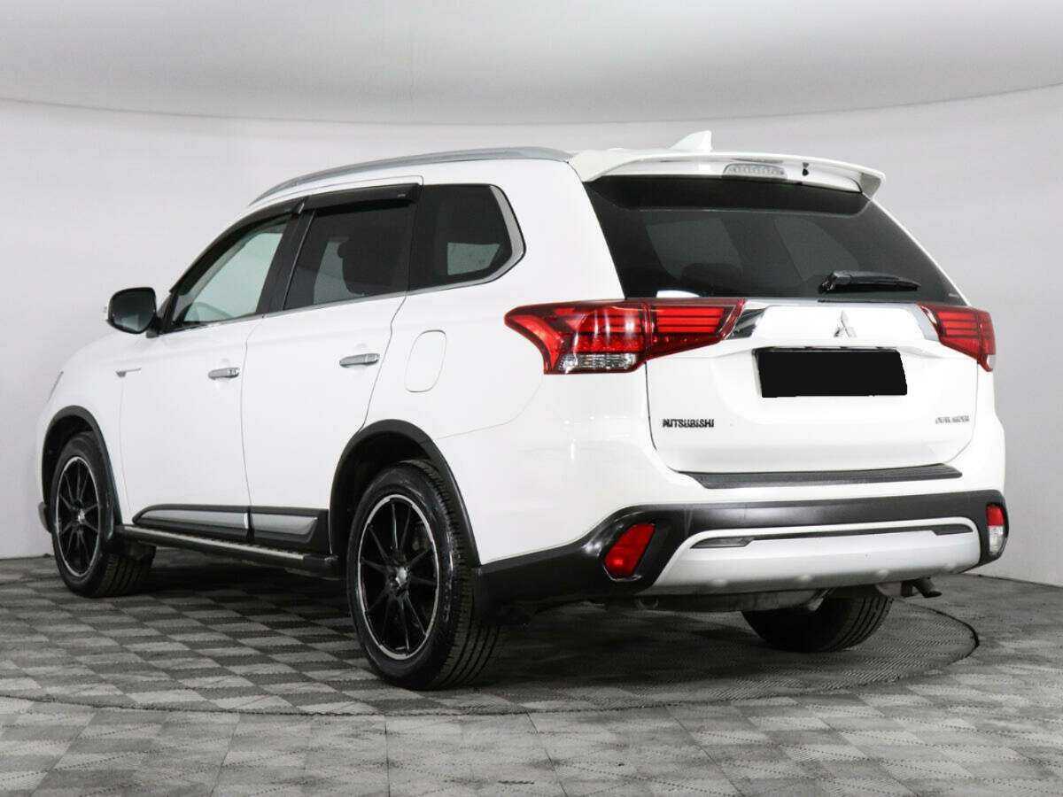 Mitsubishi Outlander б/у, 2020, Вариатор. Фото: #5