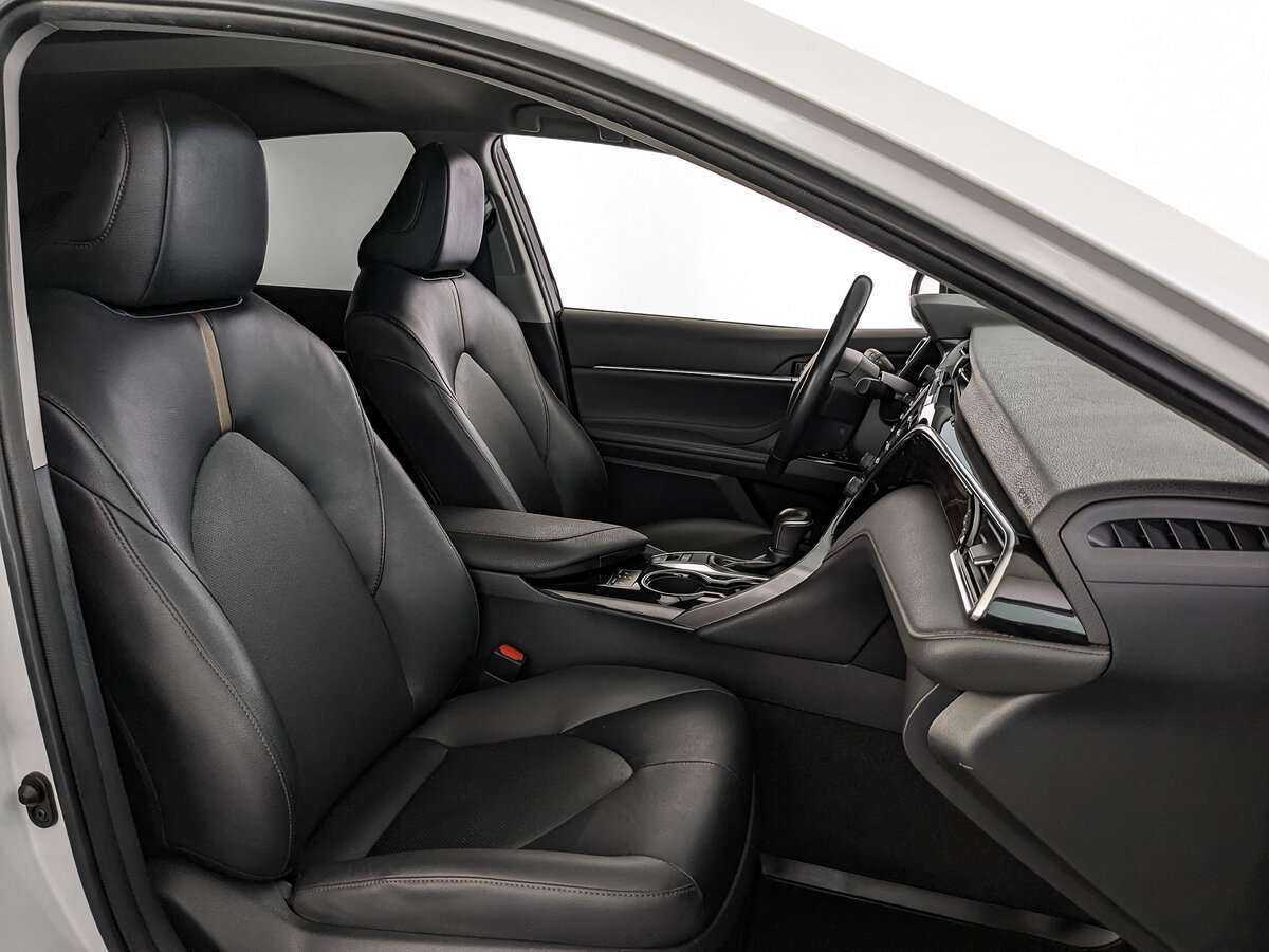 Toyota Camry б/у, 2021, Автоматическая. Фото: #17