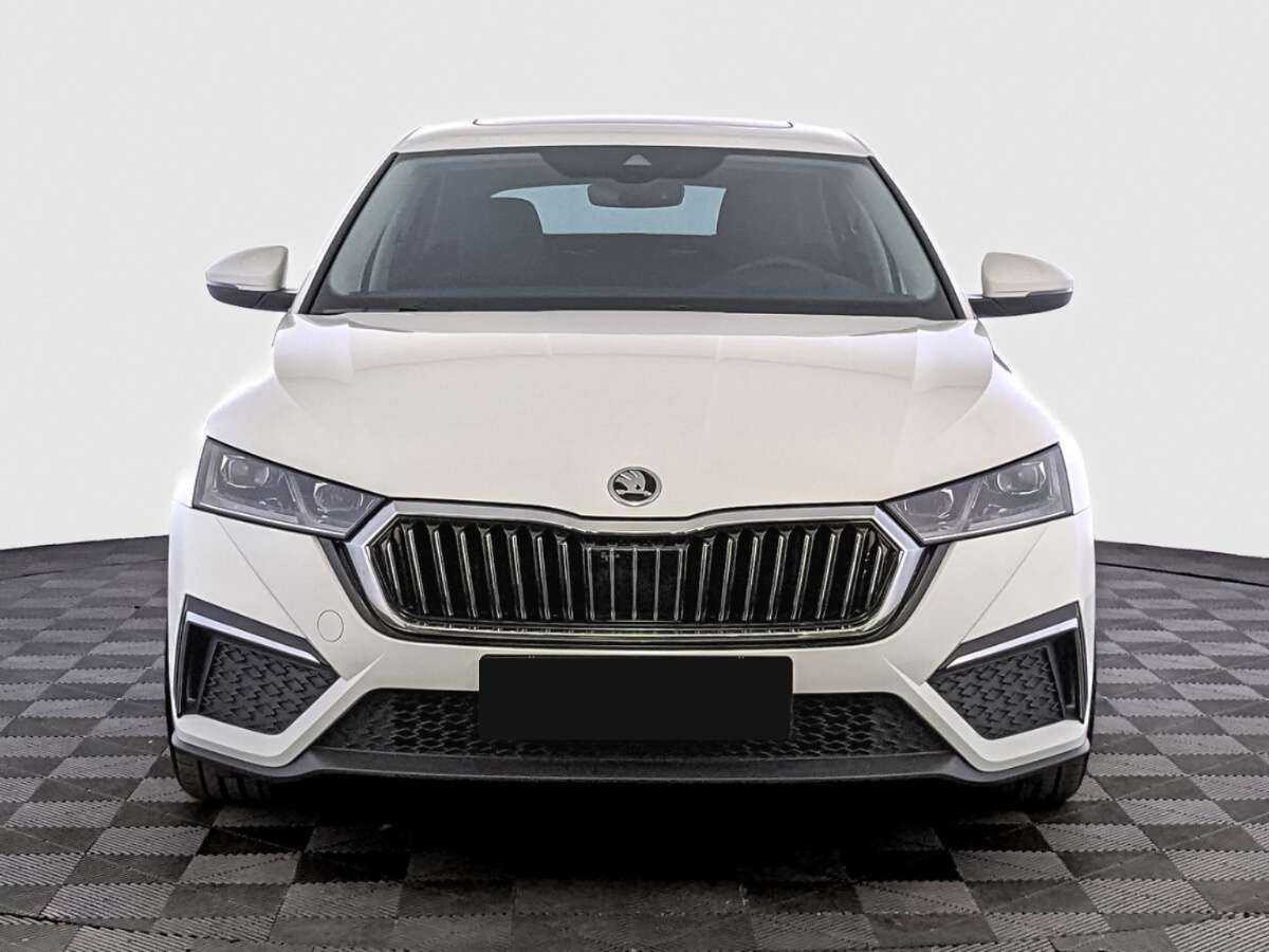 Skoda Octavia б/у, 2023, Роботизированная. Фото: #1