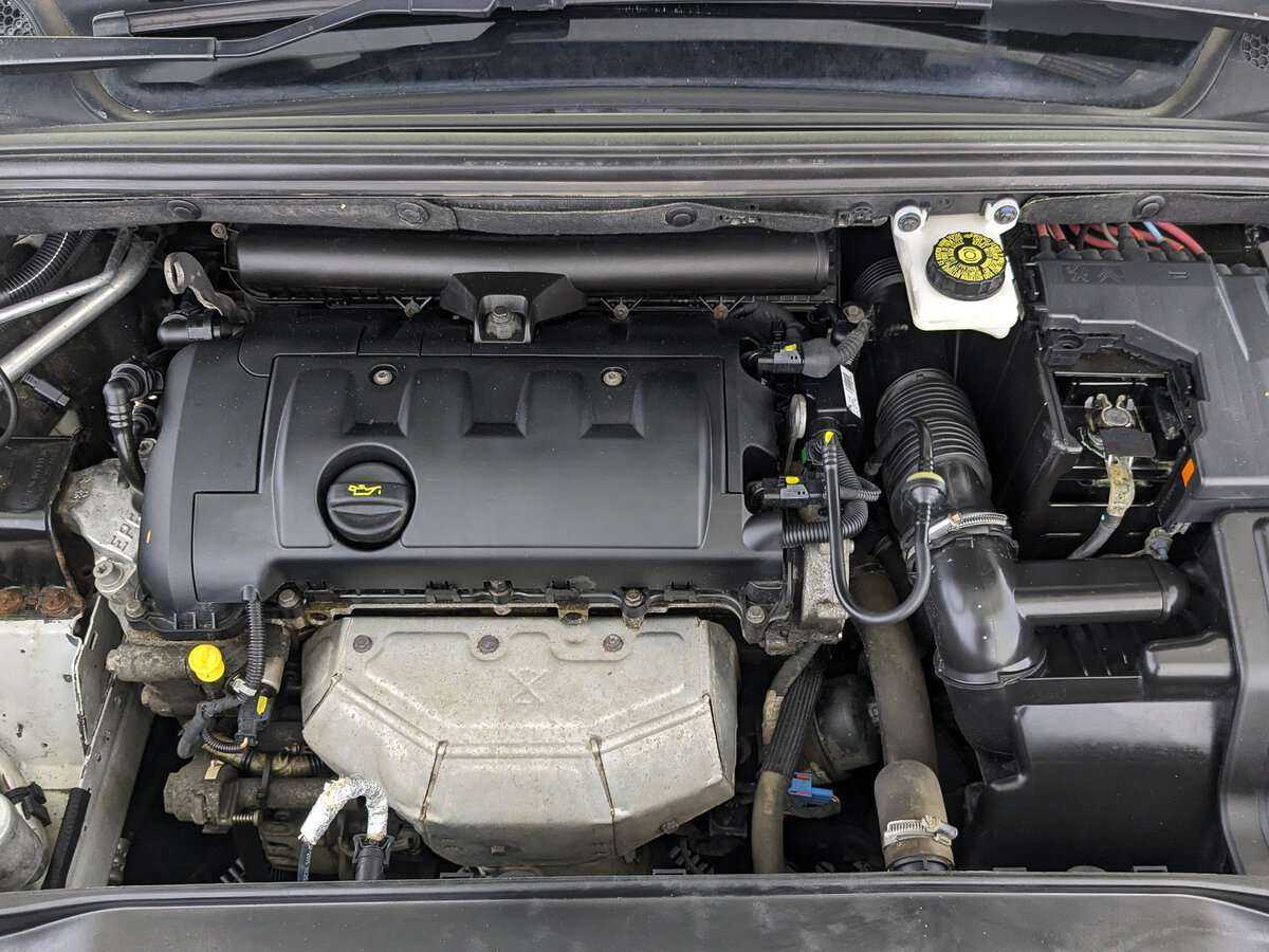 Citroen C4 б/у, 2016, Автоматическая. Фото: #8