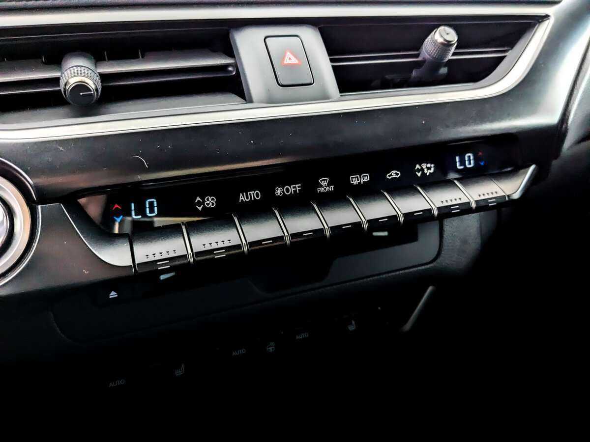 Lexus UX б/у, 2020, Вариатор. Фото: #20