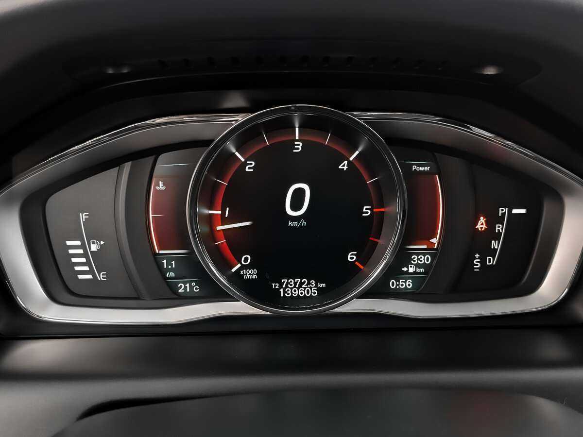 Вольво ИксЦ60 б/у, 2015, Автоматическая. Фото: #11