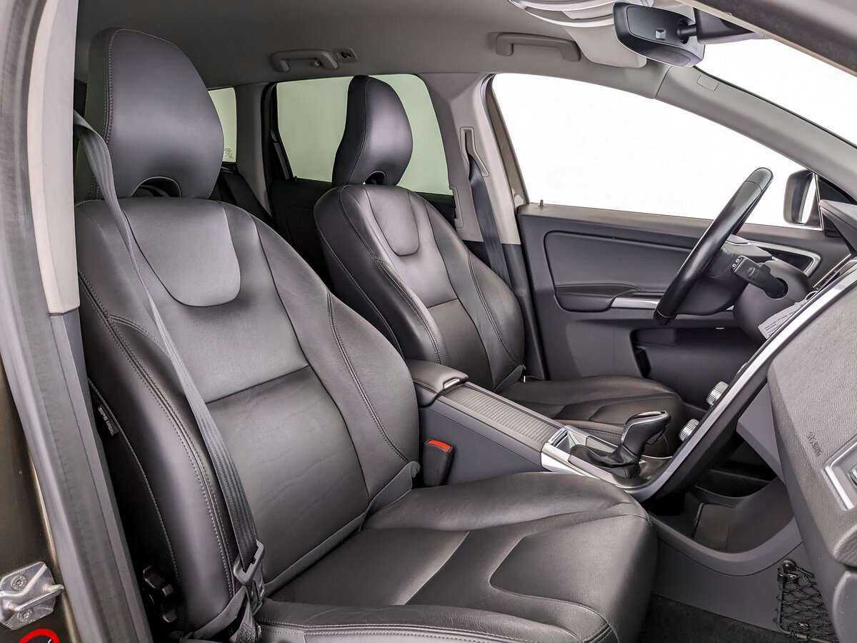 Volvo XC60 б/у, 2015, Автоматическая. Фото: #22