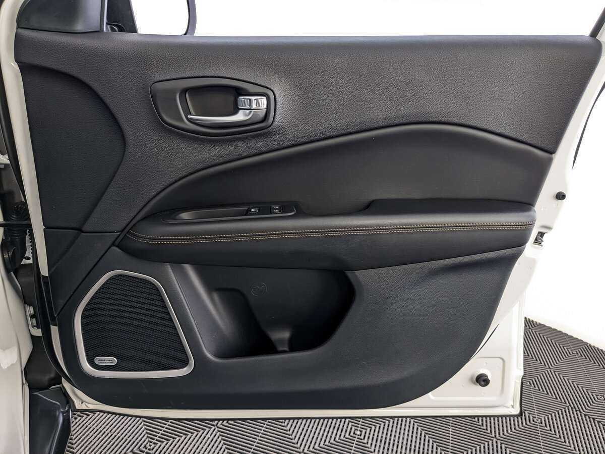 Jeep Compass б/у, 2021, Автоматическая. Фото: #20