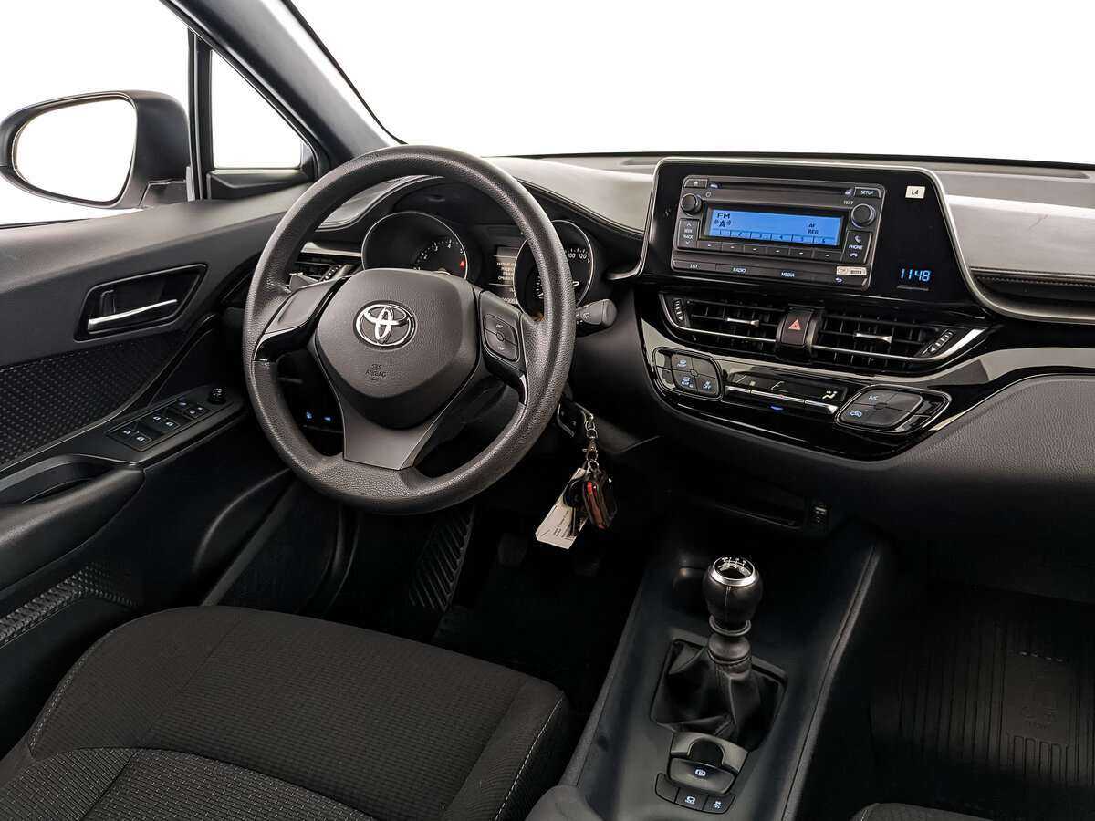 Toyota C-HR б/у, 2019, Механическая. Фото: #15