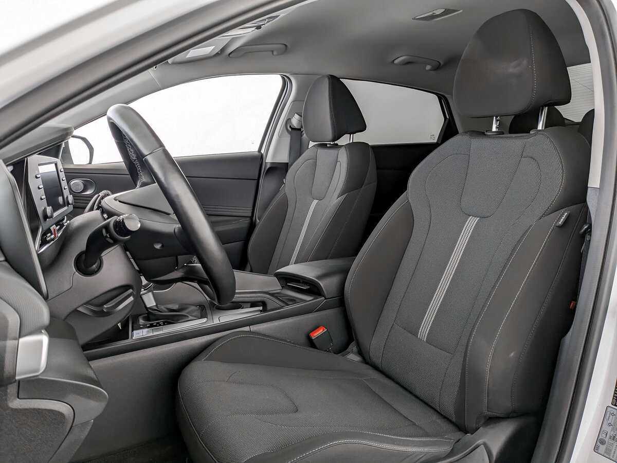 Хендай Елантра б/у, 2022, Автоматическая. Фото: #19