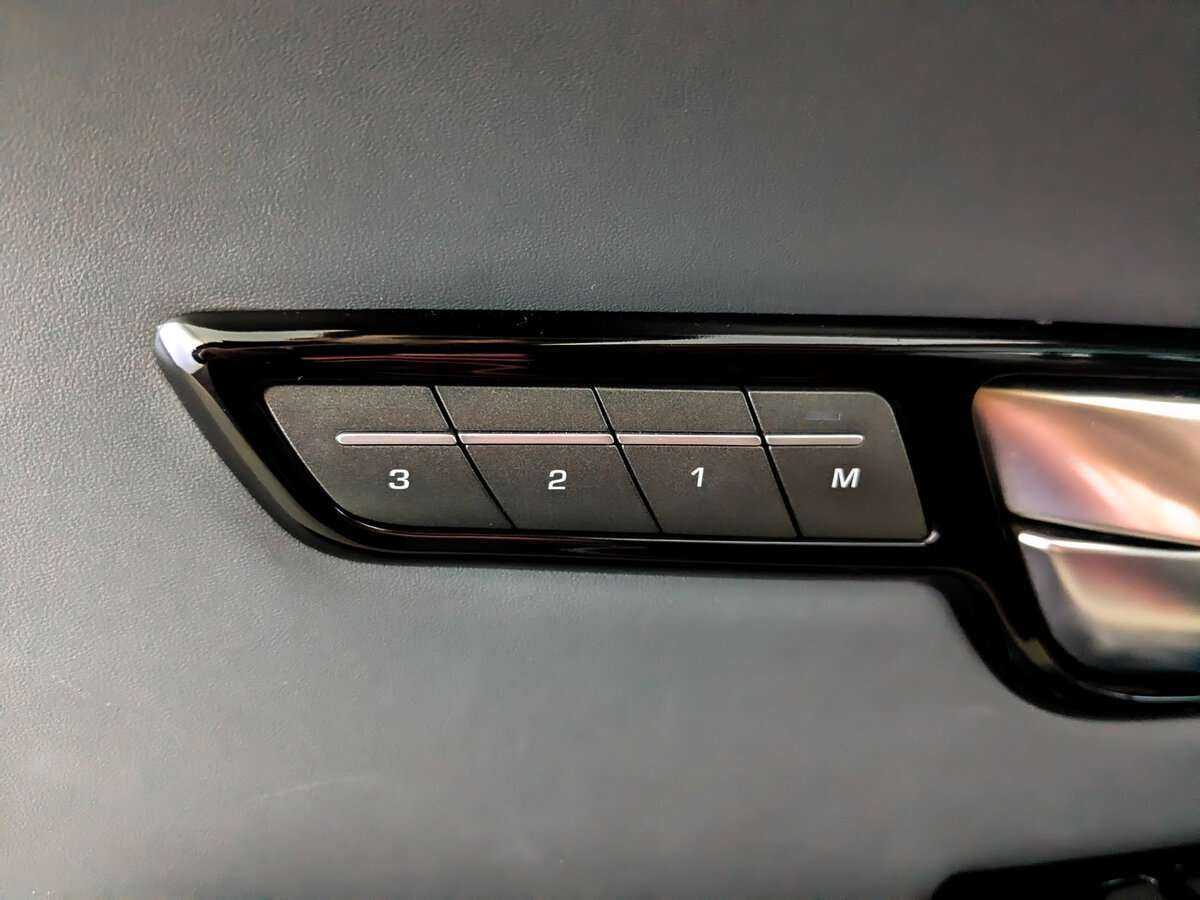 Land Rover Range Rover Evoque б/у, 2015, Автоматическая. Фото: #21