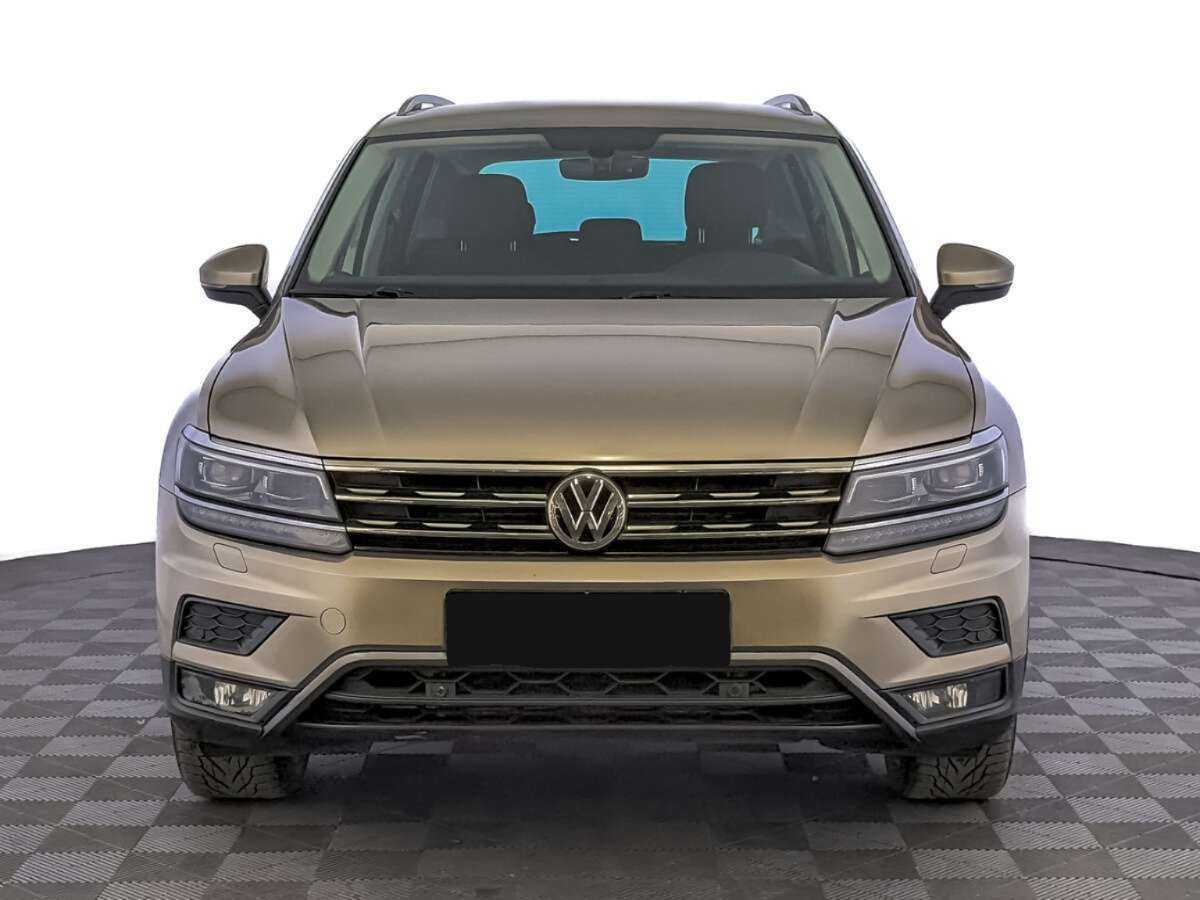 Volkswagen Tiguan б/у, 2018, Роботизированная. Фото: #1