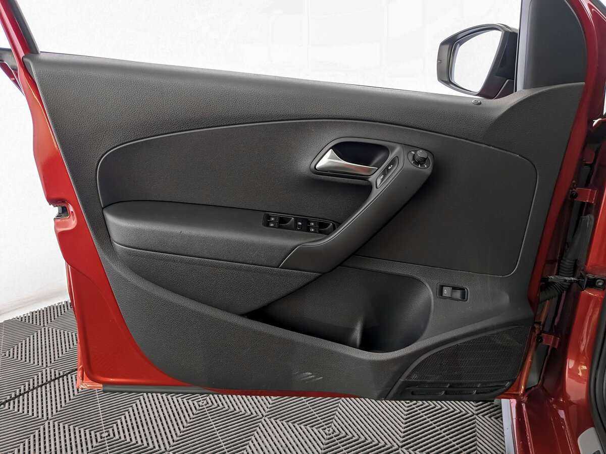 Фольксваген Поло б/у, 2017, Роботизированная. Фото: #14