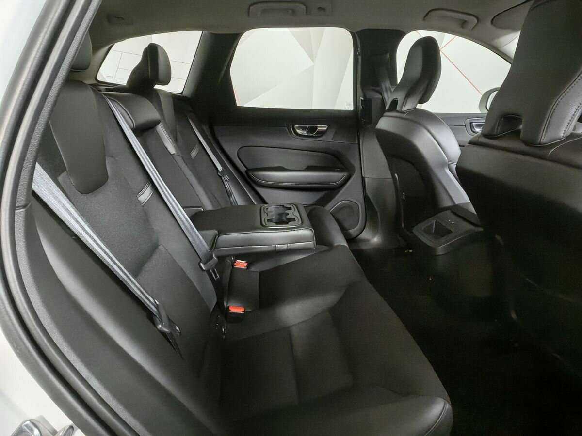 Volvo XC60 б/у, 2019, Автоматическая. Фото: #11