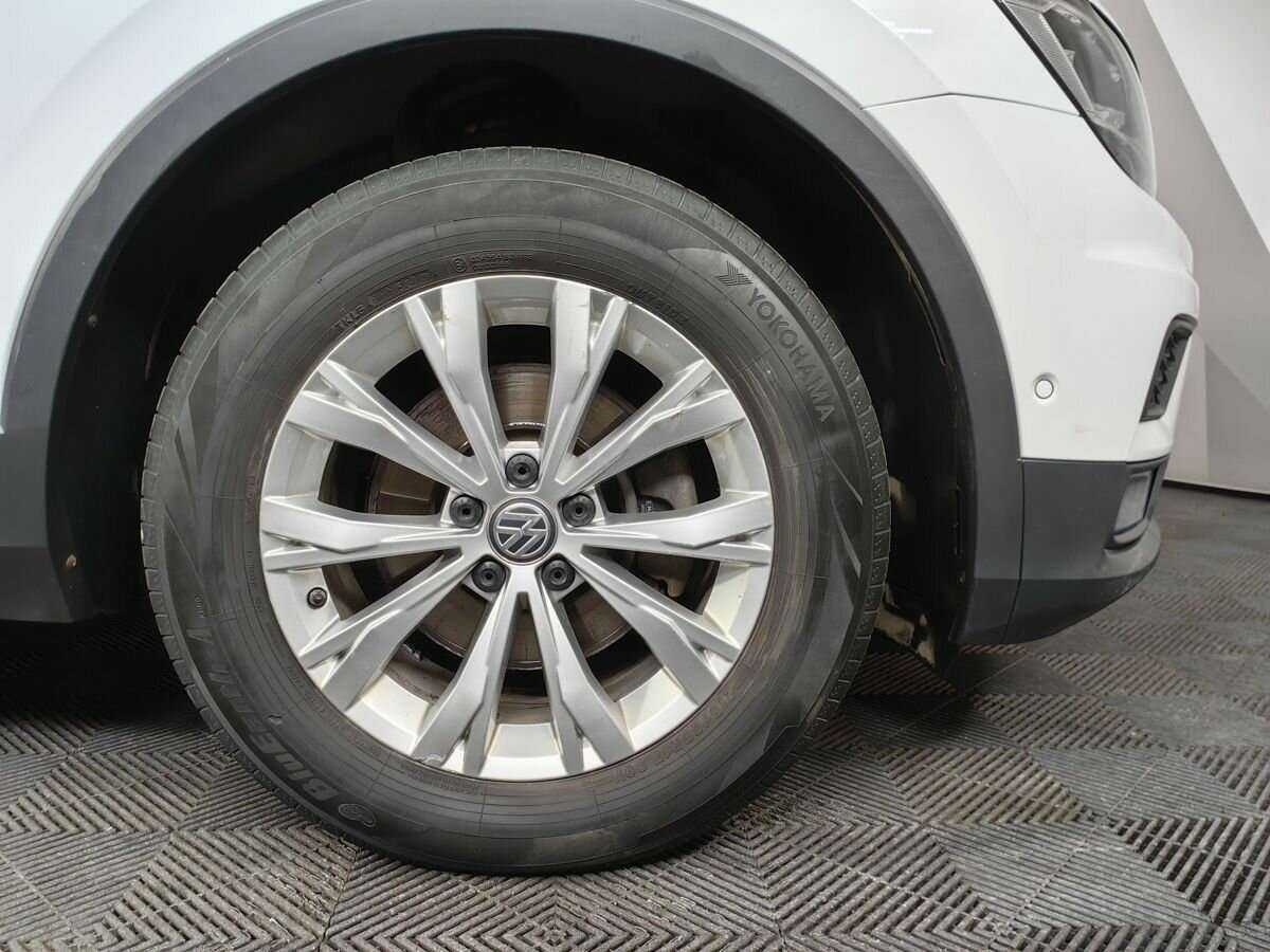 Volkswagen Tiguan б/у, 2018, Роботизированная. Фото: #14