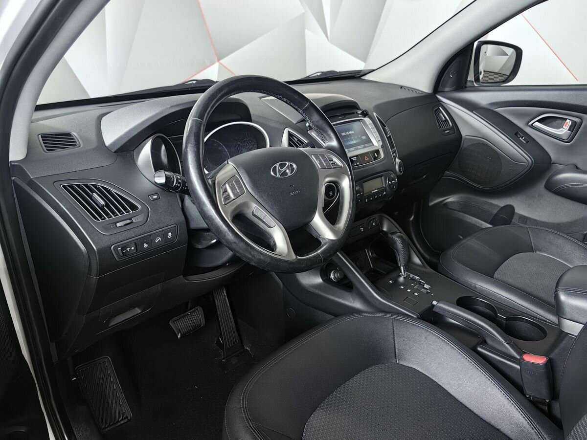 Hyundai ix35 б/у, 2013, Автоматическая. Фото: #13