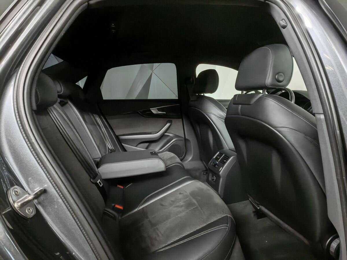 Audi A4 б/у, 2016, Роботизированная. Фото: #11