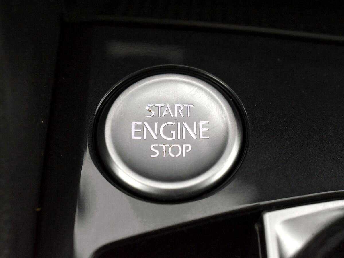 Volkswagen Tiguan б/у, 2020, Механическая. Фото: #13