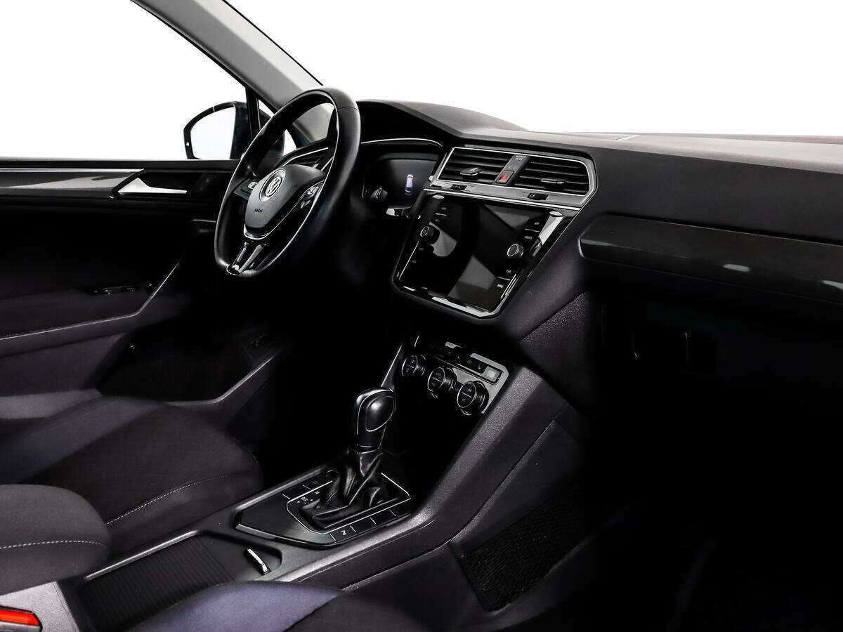 Volkswagen Tiguan б/у, 2019, Роботизированная. Фото: #11