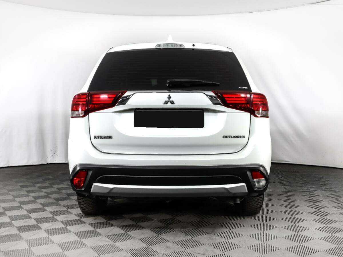 Mitsubishi Outlander б/у, 2018, Вариатор. Фото: #5
