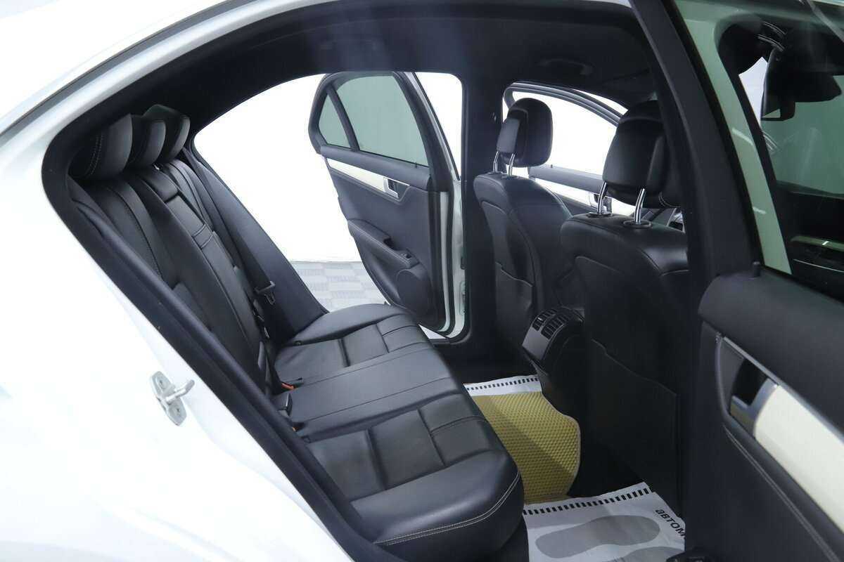 Mercedes-Benz C-Класс б/у, 2014, Автоматическая. Фото: #14