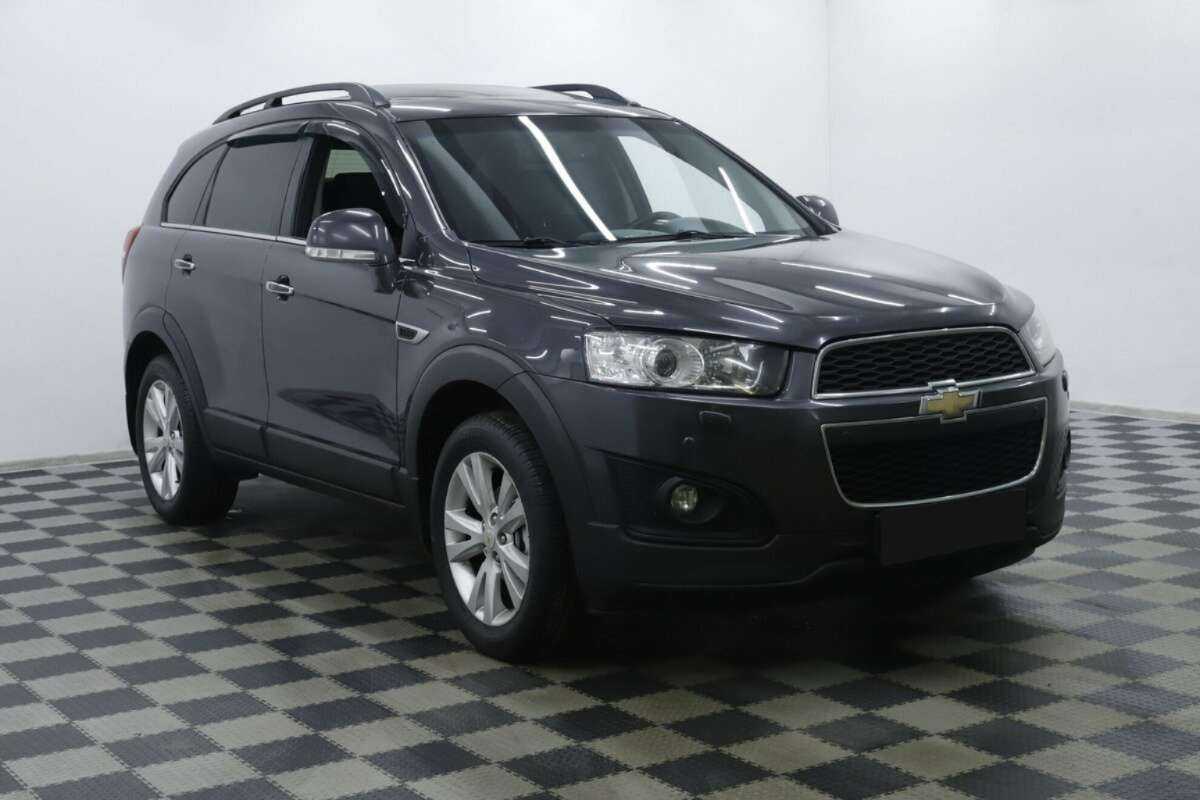Chevrolet Captiva б/у, 2015, Автоматическая. Фото: #2