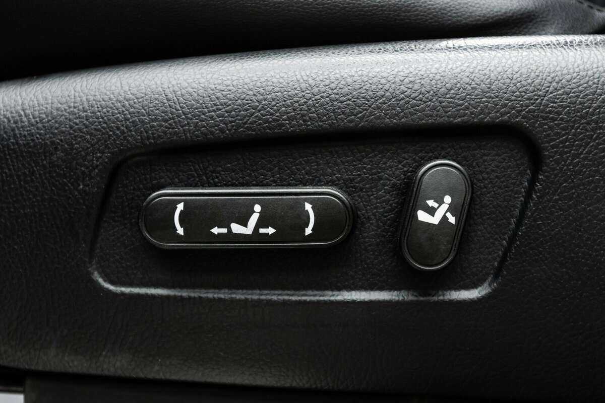 Kia Mohave б/у, 2012, Автоматическая. Фото: #21