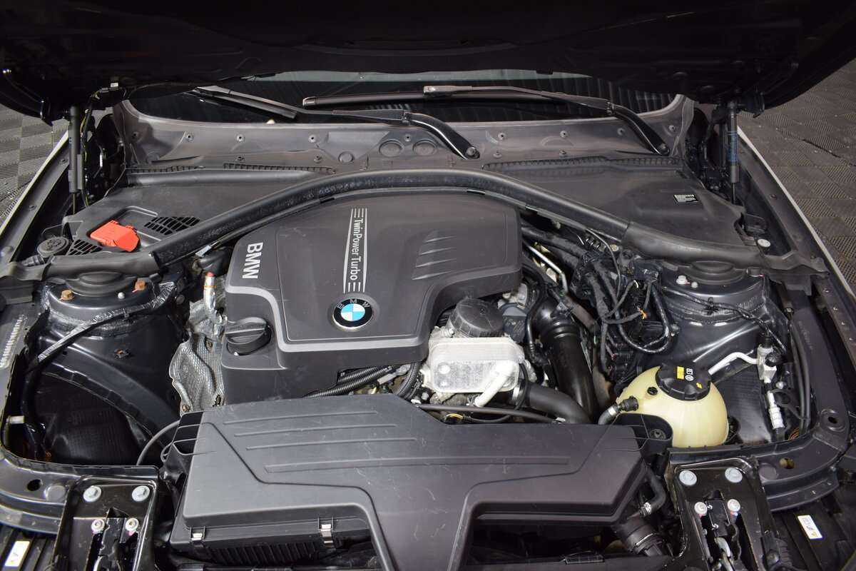 BMW 3 серии б/у, 2012, Автоматическая. Фото: #6