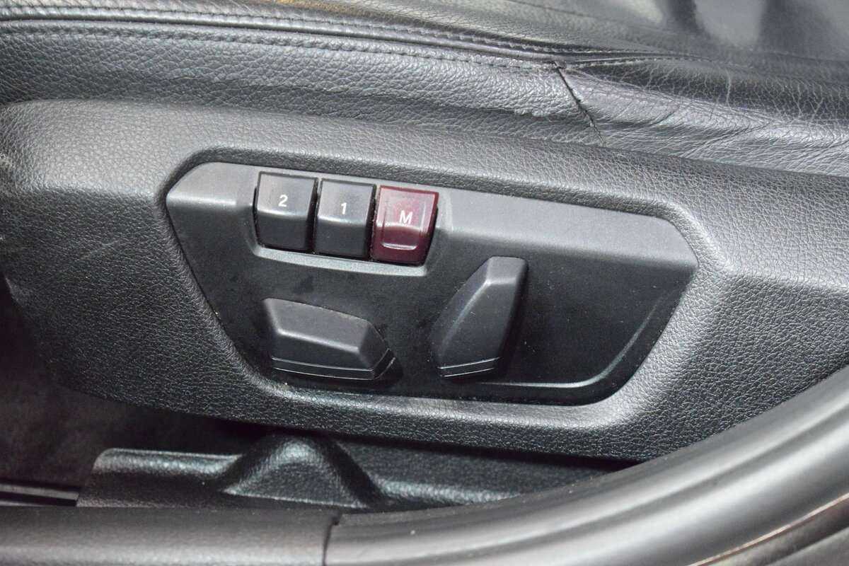 BMW 3 серии б/у, 2012, Автоматическая. Фото: #10