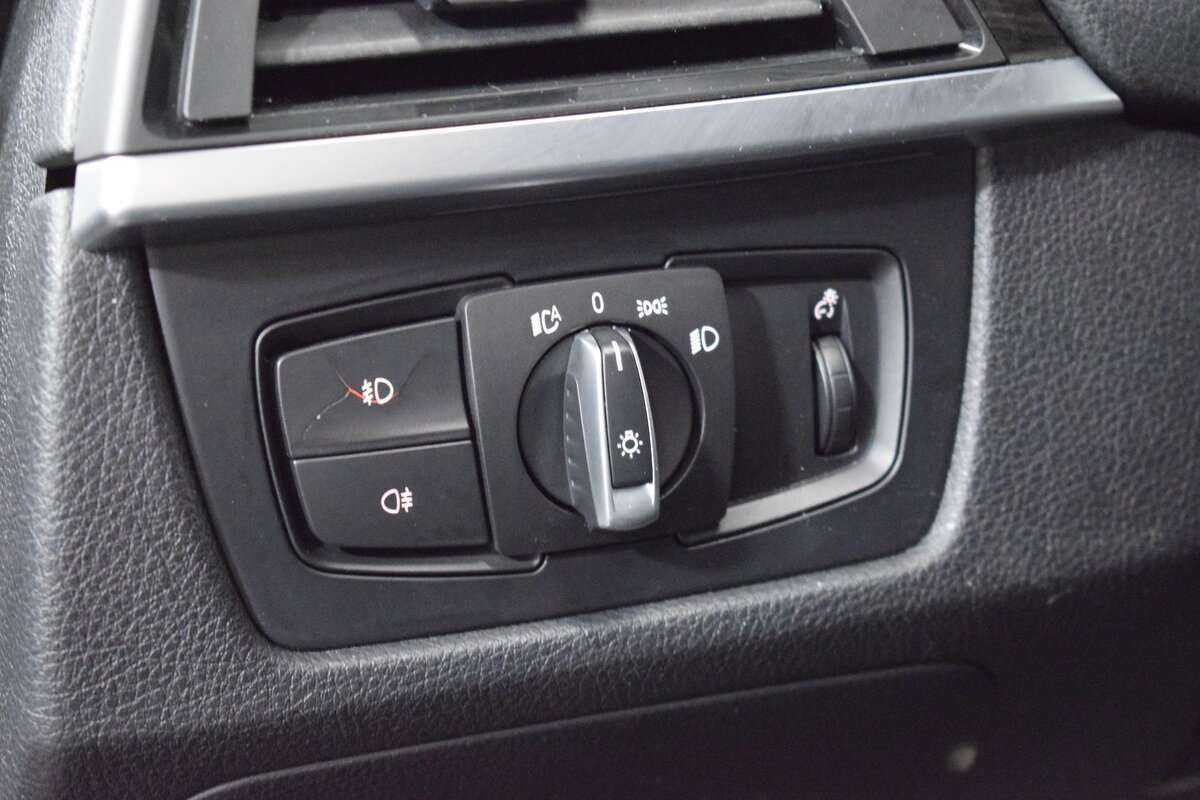 BMW 3 серии б/у, 2012, Автоматическая. Фото: #11