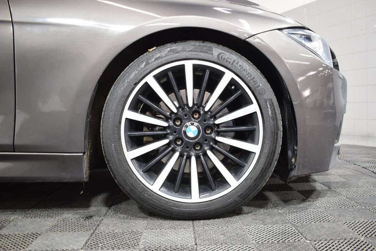 BMW 3 серии б/у, 2012, Автоматическая. Фото: #21