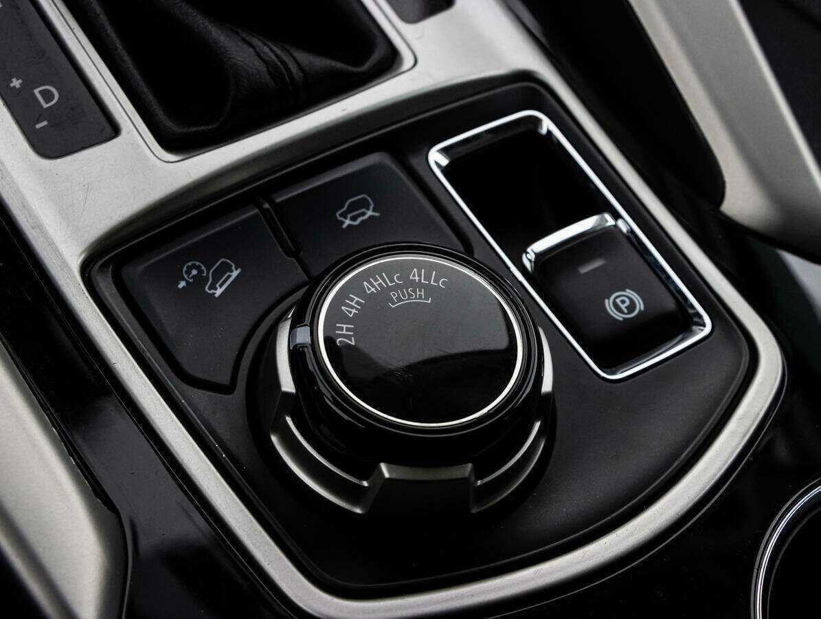 Mitsubishi Pajero Sport б/у, 2017, Автоматическая. Фото: #15