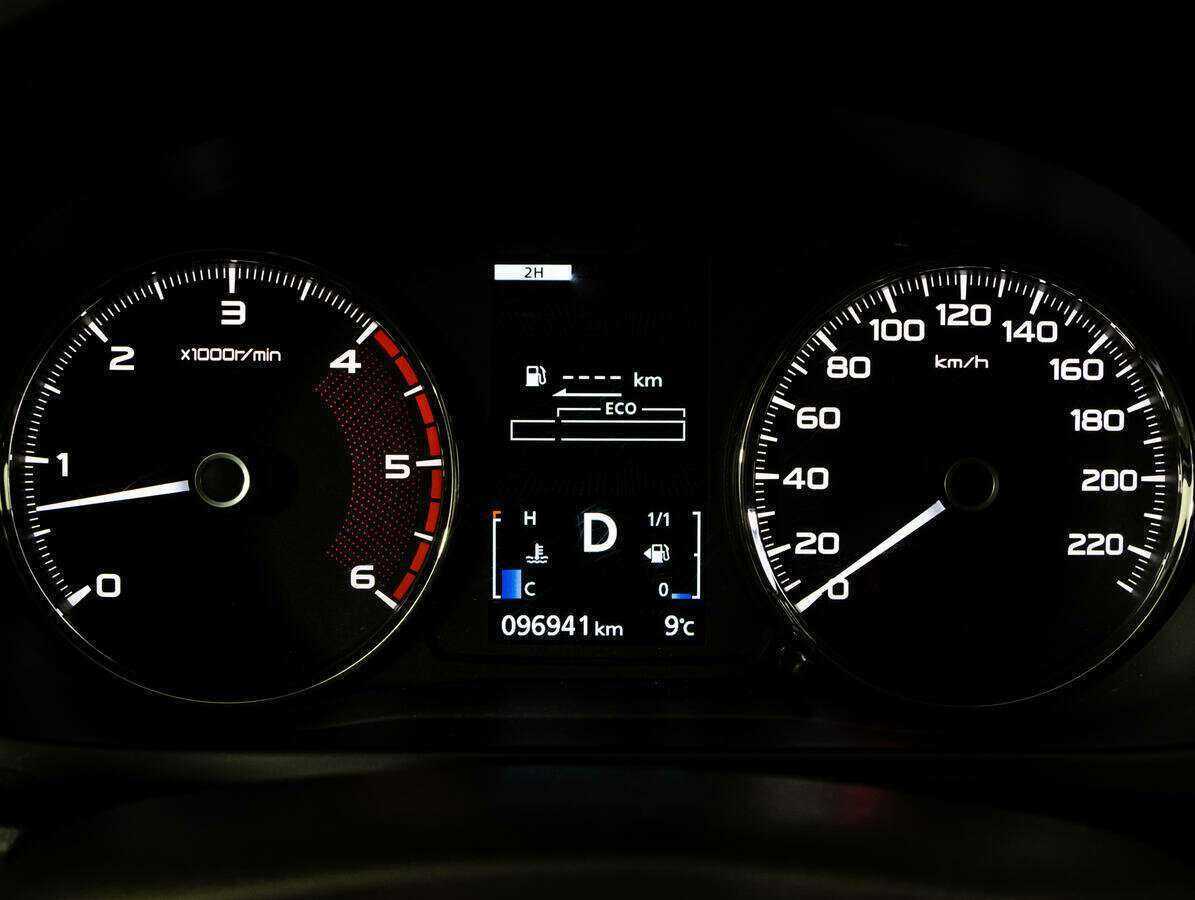 Mitsubishi Pajero Sport б/у, 2017, Автоматическая. Фото: #18