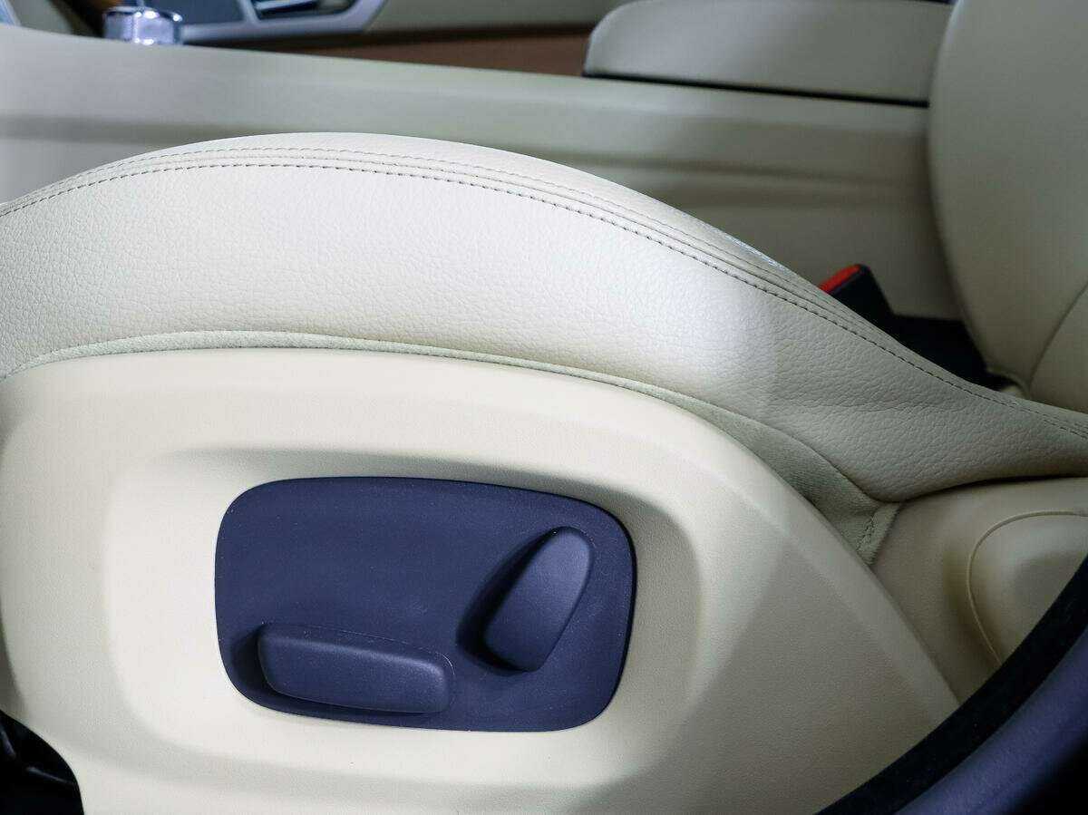 Jaguar XF б/у, 2013, Автоматическая. Фото: #10