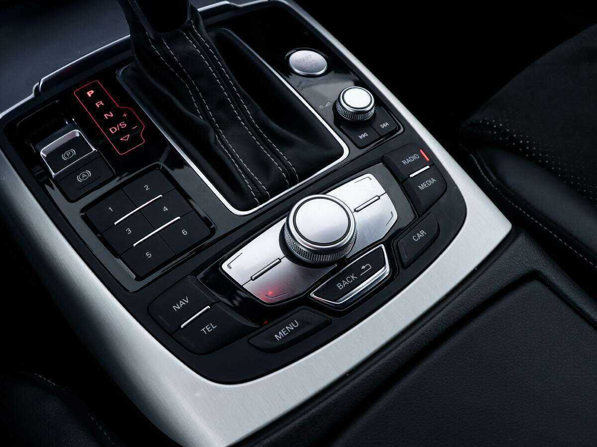 Audi A6 б/у, 2015, Роботизированная. Фото: #11