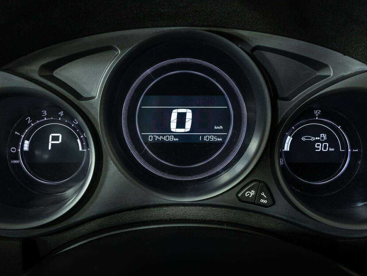 Citroen C4 б/у, 2016, Автоматическая. Фото: #9