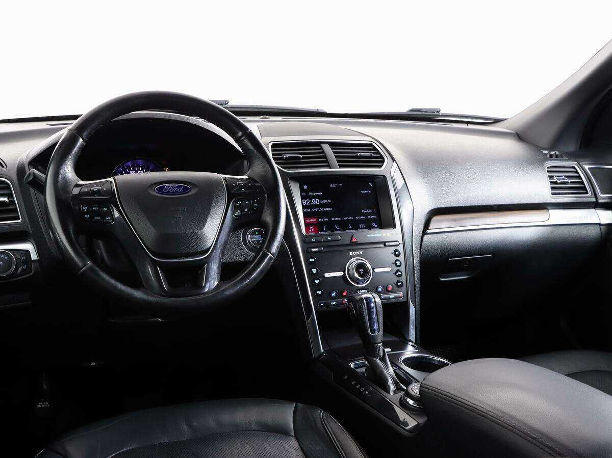 Ford Explorer б/у, 2018, Автоматическая. Фото: #7