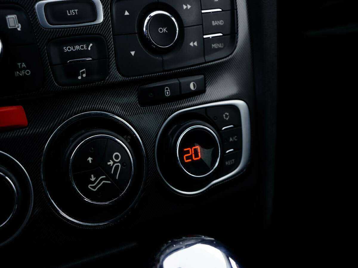 Citroen C4 б/у, 2013, Автоматическая. Фото: #13