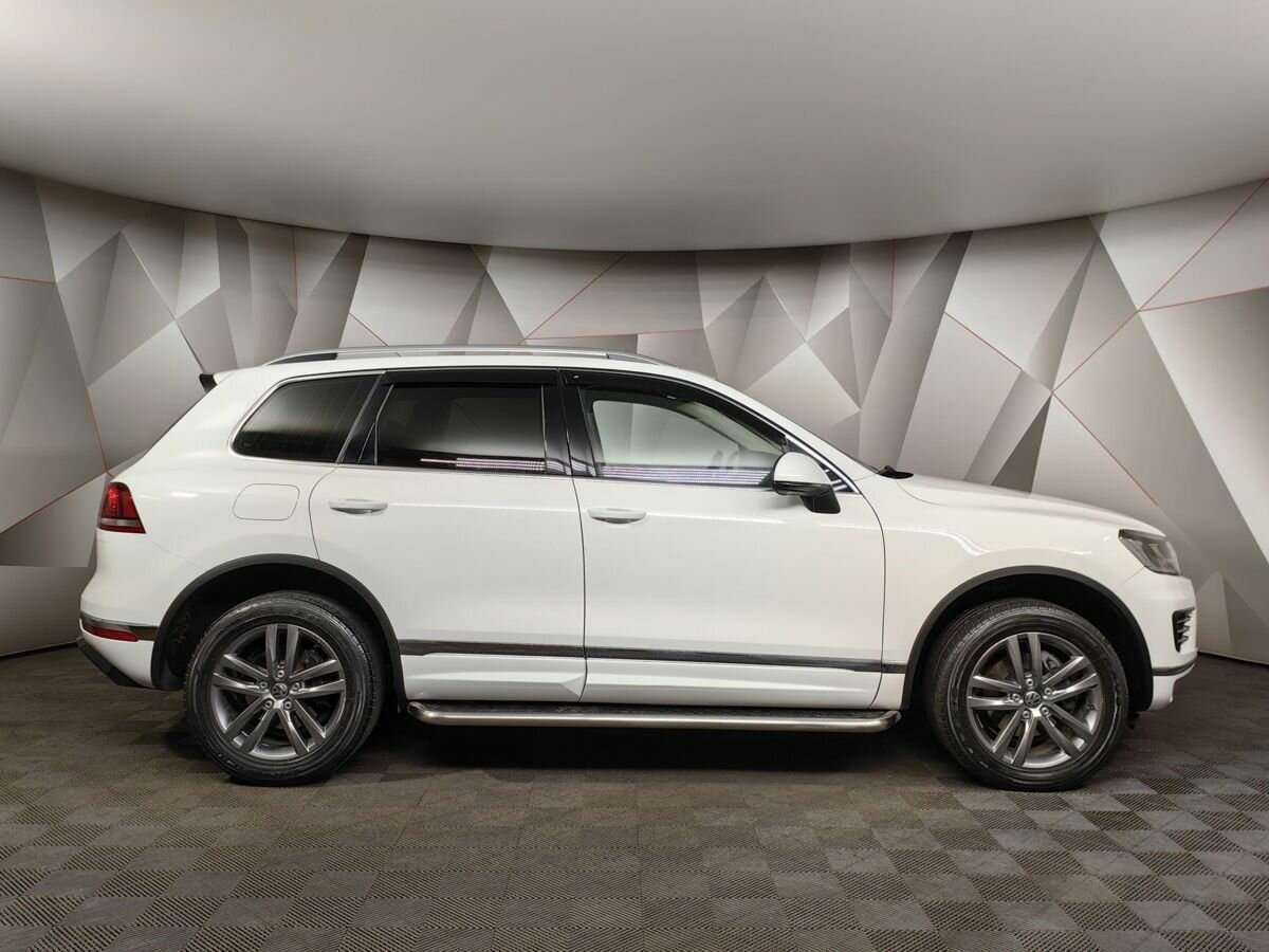 Volkswagen Touareg б/у, 2016, Автоматическая. Фото: #5