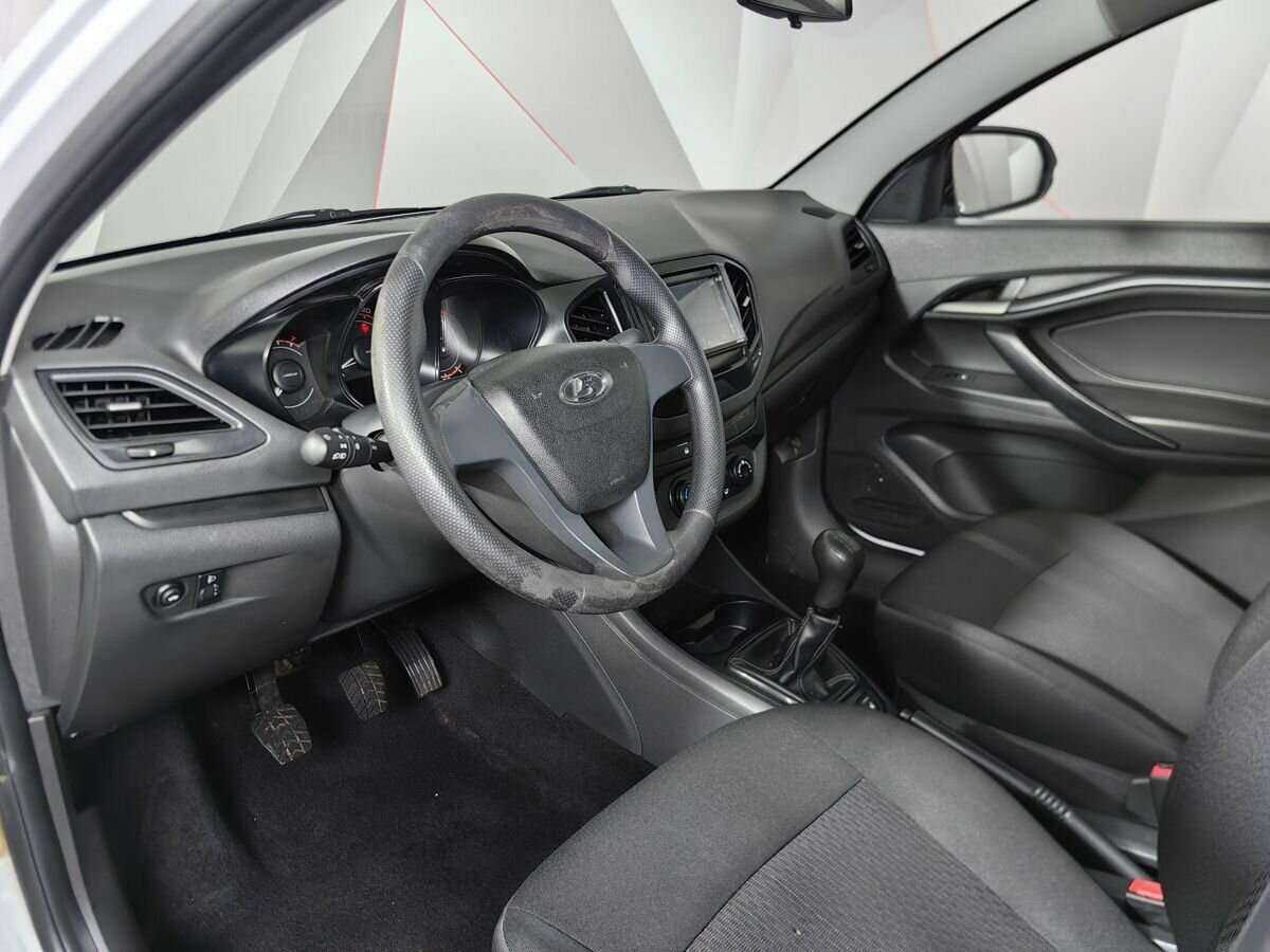 Lada (ВАЗ) Vesta б/у, 2018, Механическая. Фото: #10