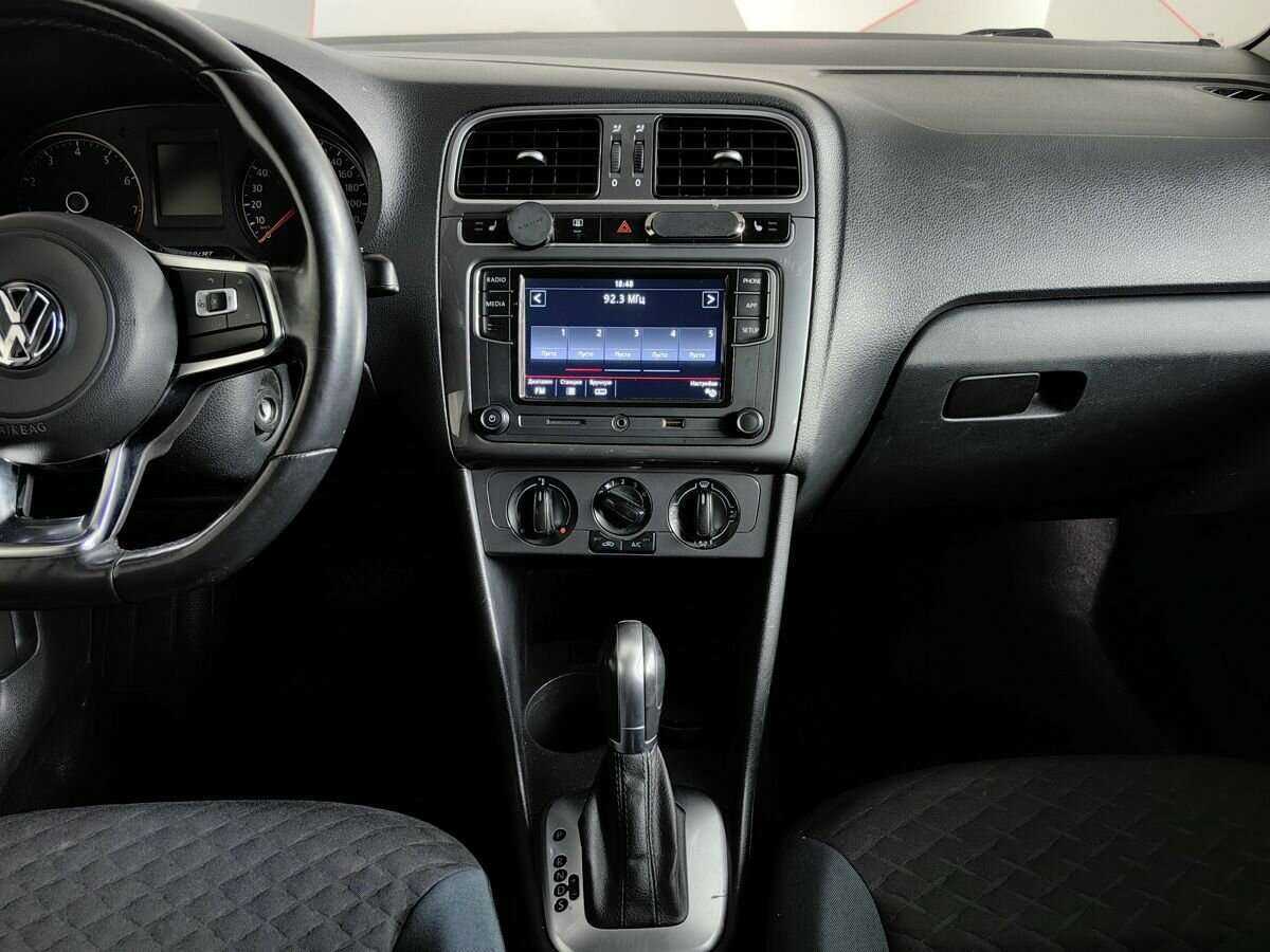 Volkswagen Polo б/у, 2019, Автоматическая. Фото: #10