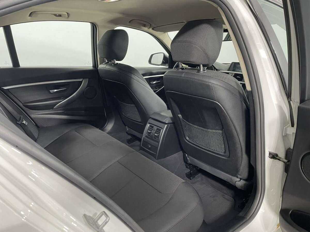 BMW 3 серии б/у, 2018, Автоматическая. Фото: #15