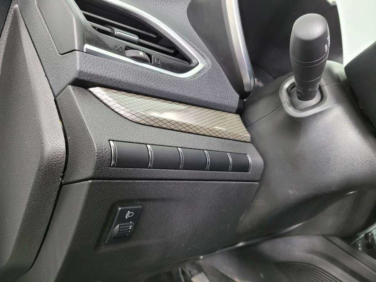 Лада (ВАЗ) Веста б/у, 2023, Механическая. Фото: #8