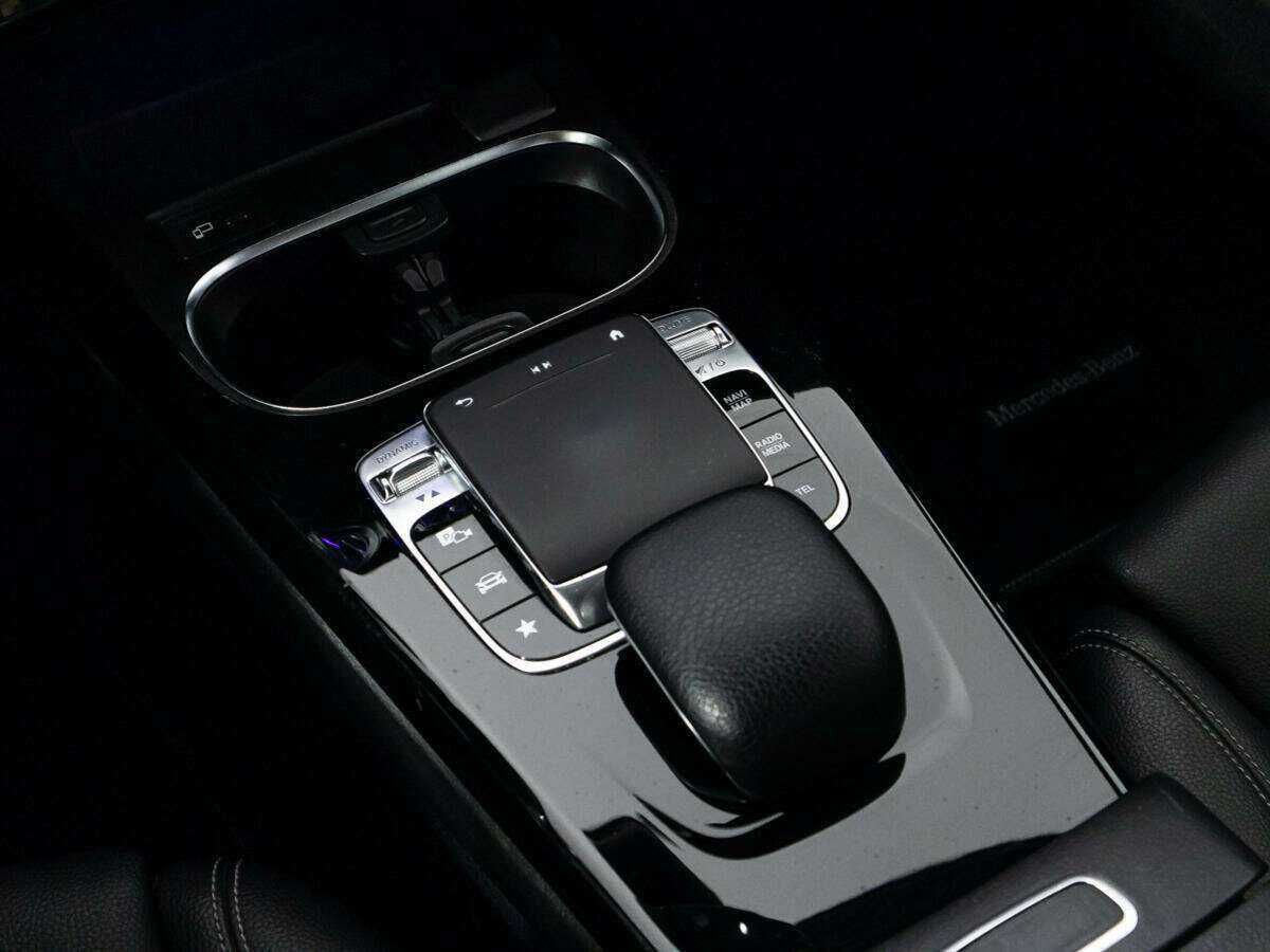 Mercedes-Benz A-Класс б/у, 2018, Роботизированная. Фото: #15