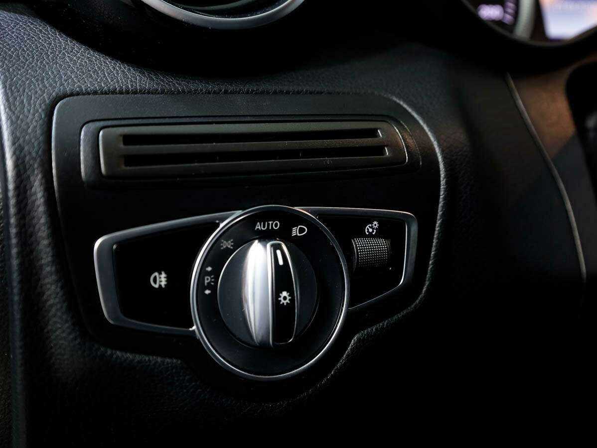 Mercedes-Benz C-Класс б/у, 2018, Автоматическая. Фото: #16