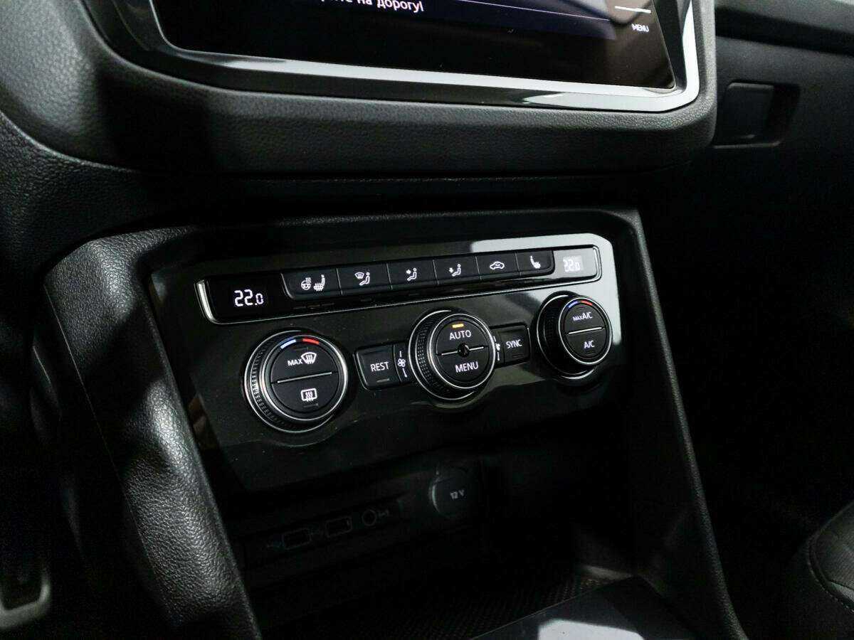 Volkswagen Tiguan б/у, 2020, Роботизированная. Фото: #15