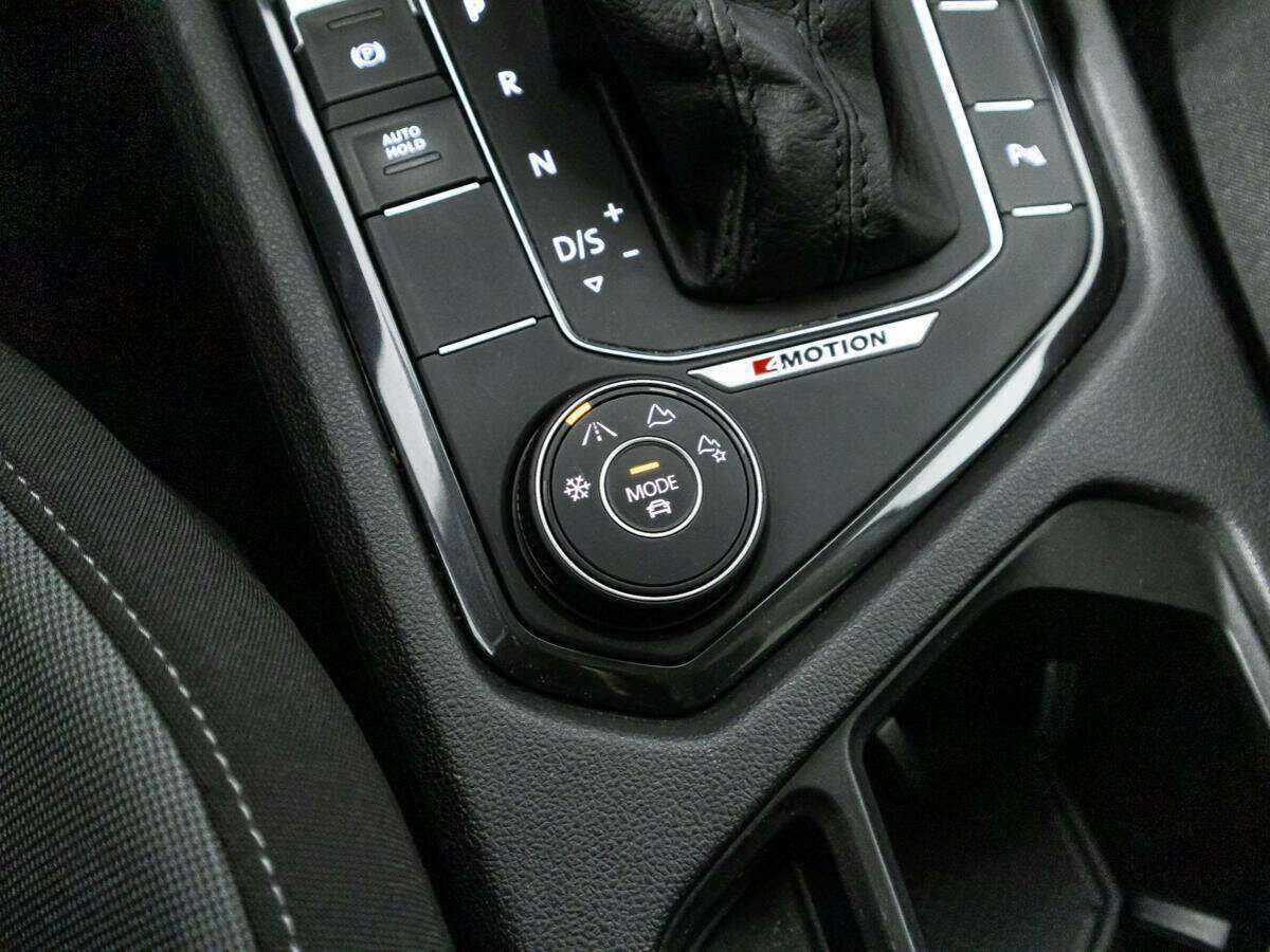 Volkswagen Tiguan б/у, 2020, Роботизированная. Фото: #16