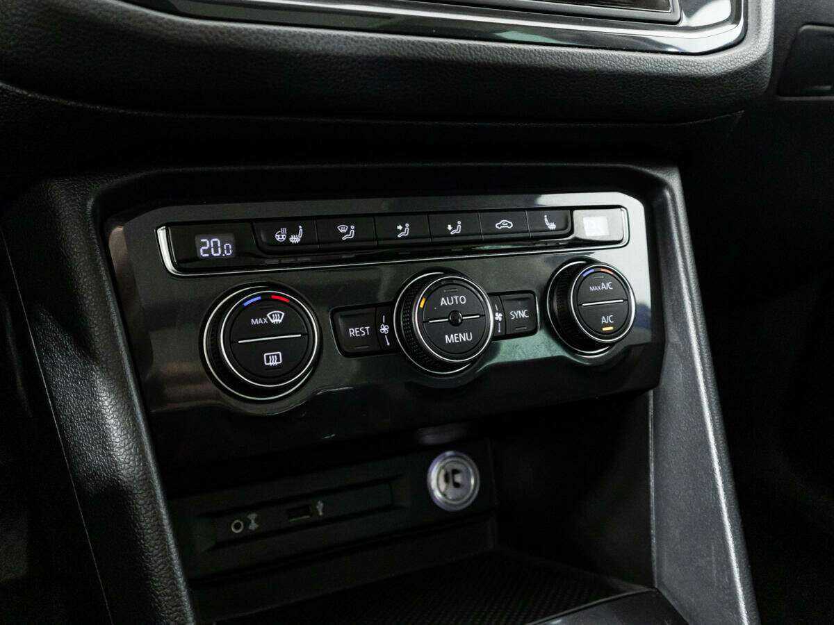 Volkswagen Tiguan б/у, 2017, Роботизированная. Фото: #16